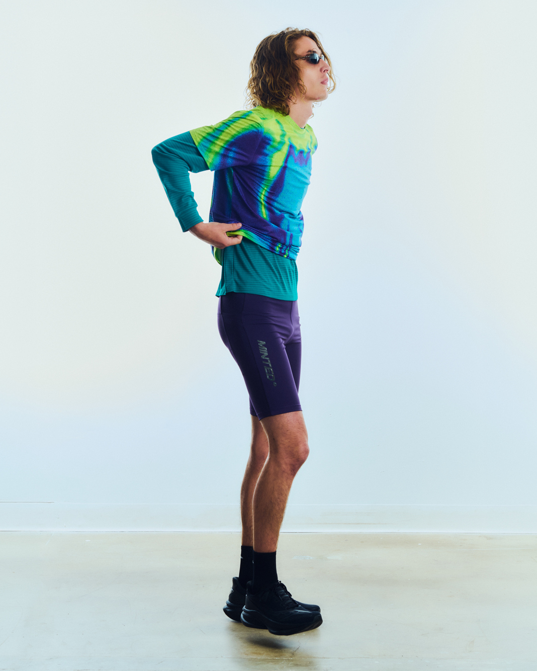 Ultraviolet Half Tight