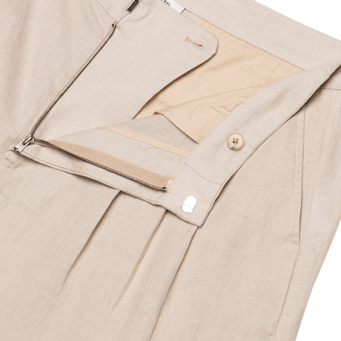 Triple Pleat Short - Minted New York